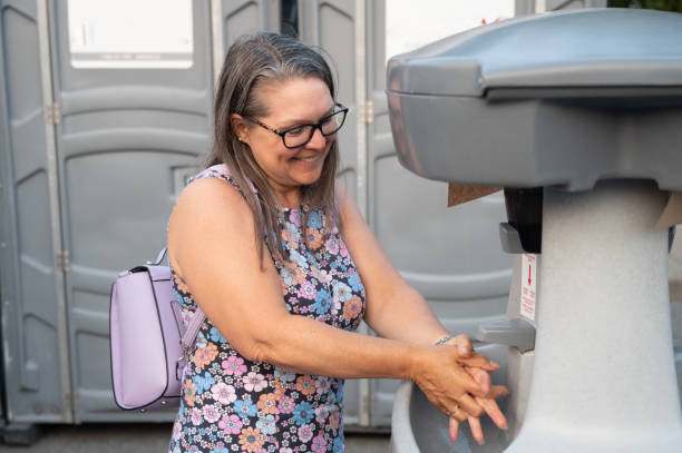 Best Portable restroom trailer rental  in Lillington, NC